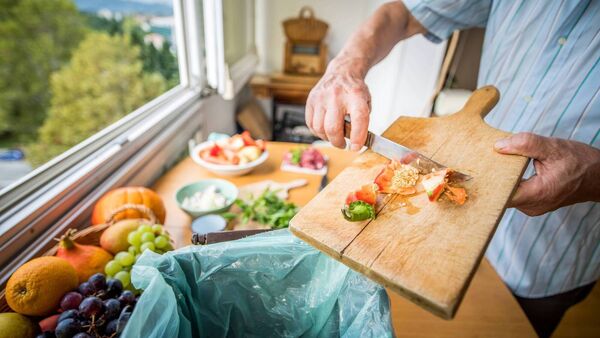 What can we learn from the hospitality industry when it comes to tackling food waste at home?