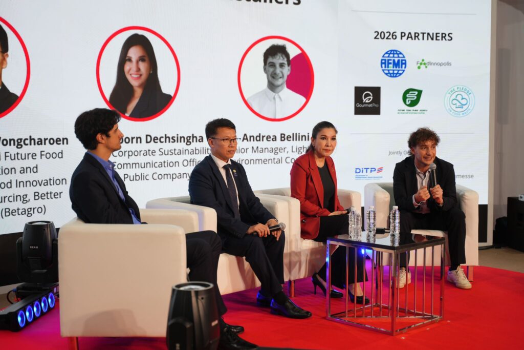 Andrea Bellini Siriporn Dechsingha and Dr Phontakorn Wongcharoen on the food waste roadmap panel at THAIFEX 2026 